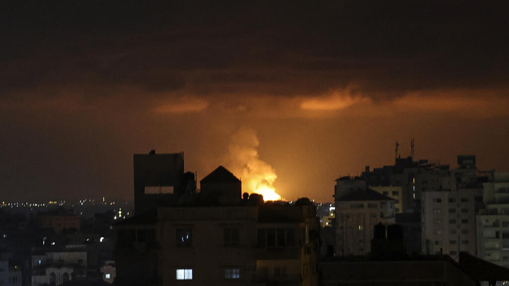, Actu france: Israël frappe Gaza et élimine trois chefs du Jihad islamique, faisant douze morts au total