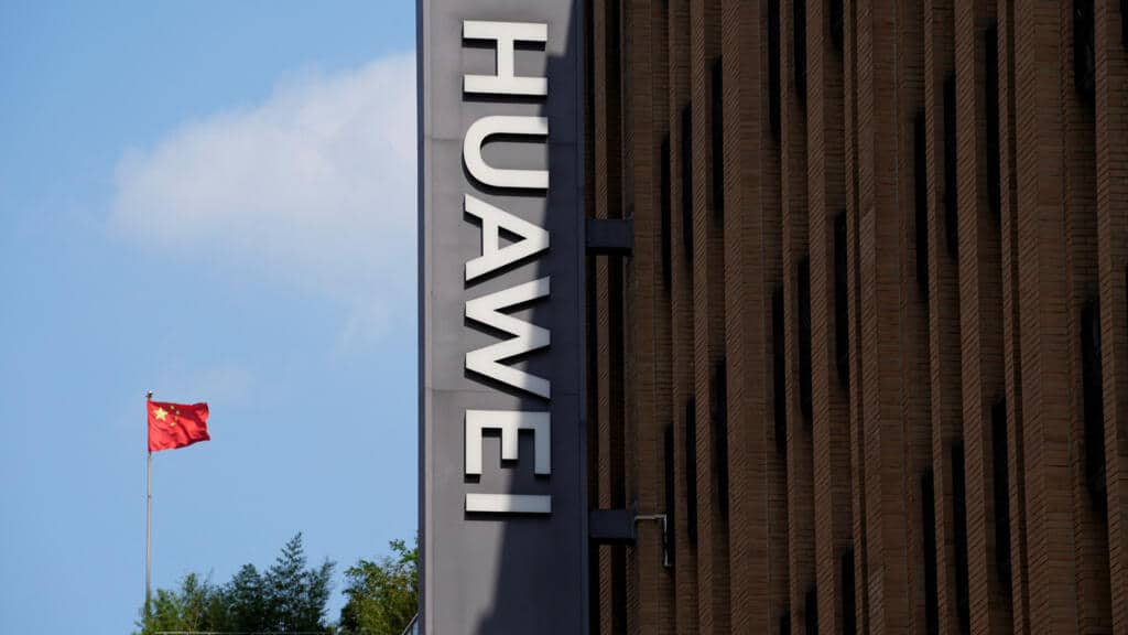 Actu-francaise-Le-geant-chinois-Huawei-annonce-avoir-surmonte-la